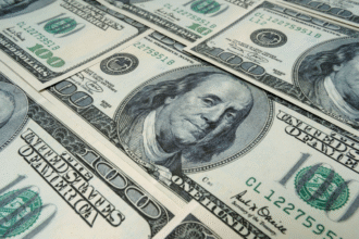 investing-investment-strategies-passive-income-stock-market-financial-freedom-money-management-wealth-building-long-term-investing-financial